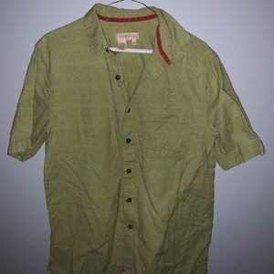 Size M Territory Ahead Short Sleeve Button Down